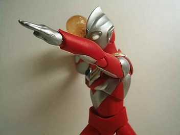 �f���V�E�������A