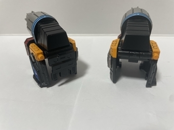肩アーマーのギミック