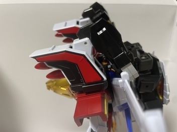 腕の変形