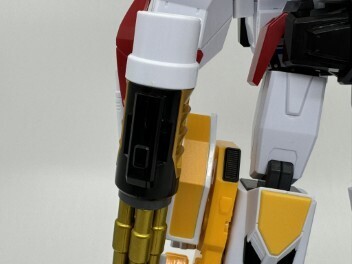 GバルカンとGキャノンを取り出す図